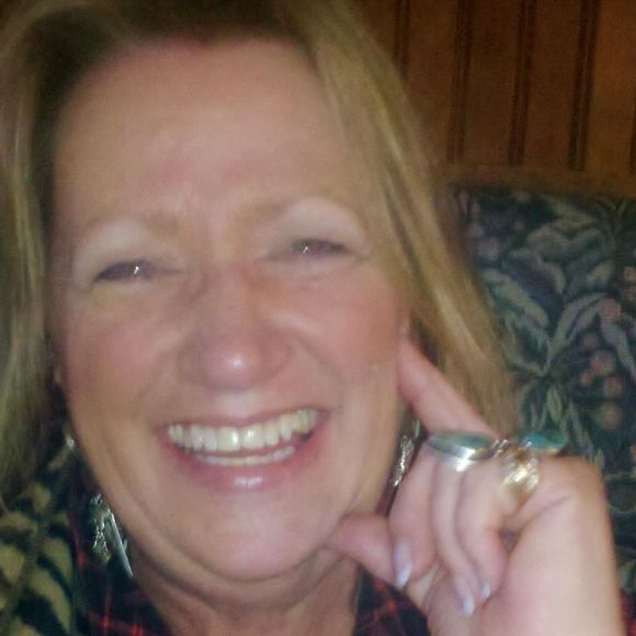 Meet your Posher, Joanie - Picture 1 of 1